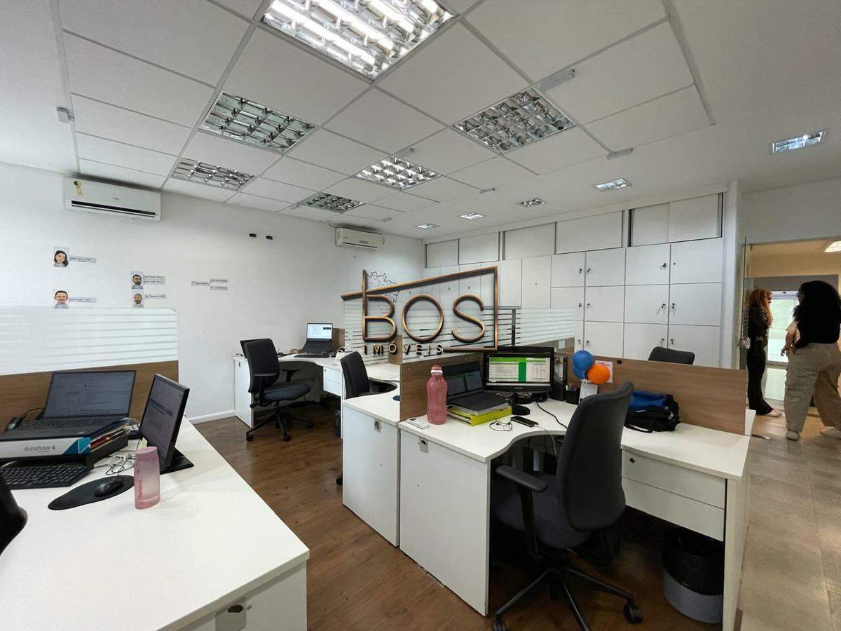 Casa, Vila Paris, 6 Quartos, 4 Vagas