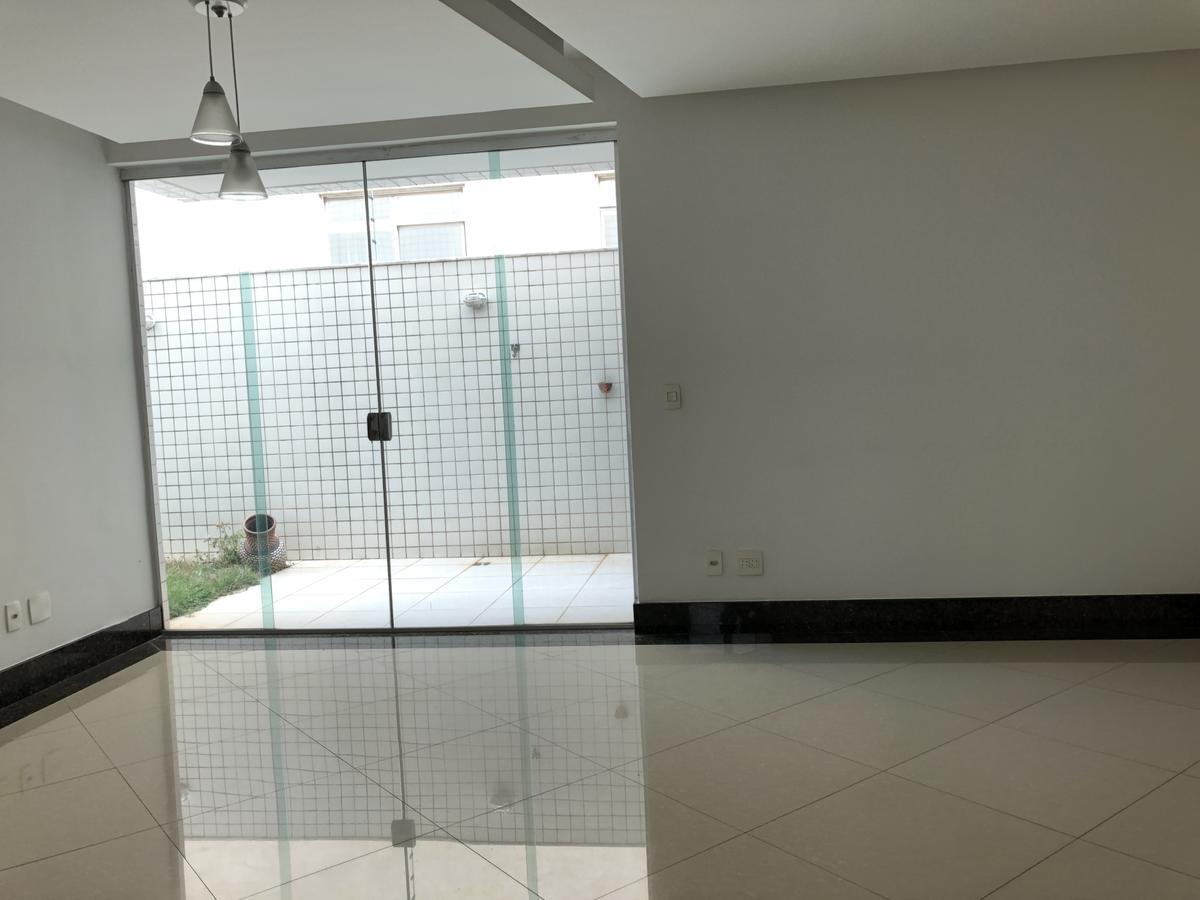 Casa em Condomínio, Santa Rosa, 3 Quartos, 2 Vagas, 1 Suíte