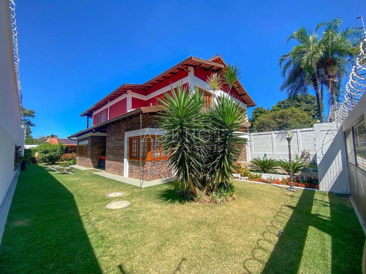 Casa, Trevo, 4 Quartos, 0 Vaga, 1 Suíte