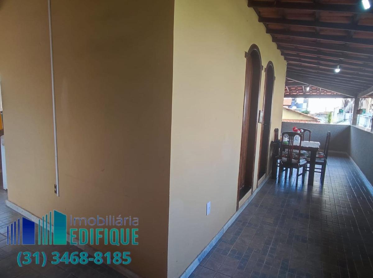 Casa, Ana Lúcia, 8 Quartos, 8 Vagas, 4 Suítes