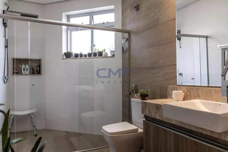 Apartamento, Coração de Jesus, 3 Quartos, 1 Vaga, 1 Suíte