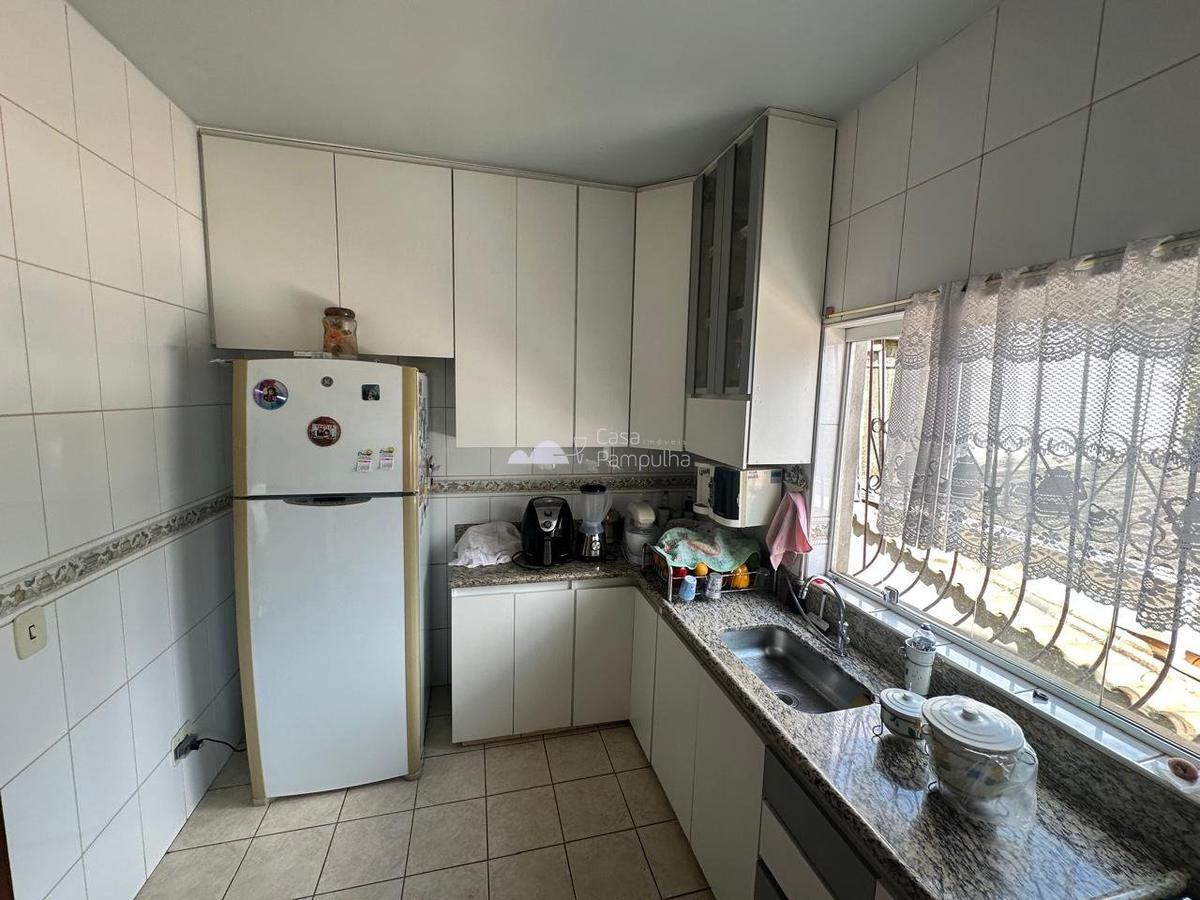 Casa, Santa Mônica, 5 Quartos, 3 Vagas, 1 Suíte