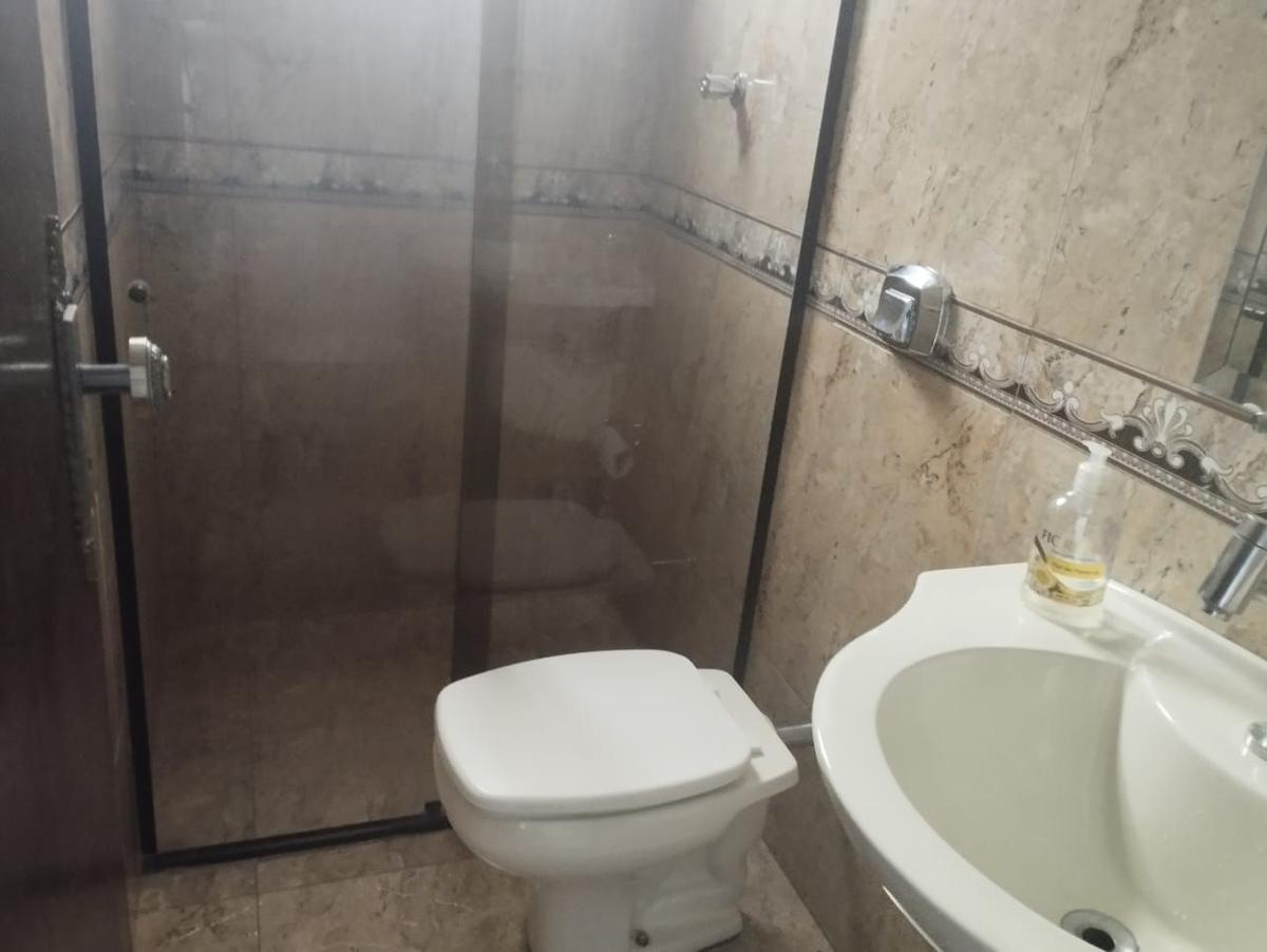 Casa, Santa Cruz, 3 Quartos, 7 Vagas, 1 Suíte