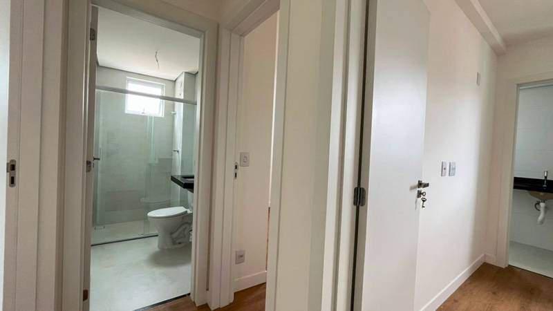 Apartamento, Sagrada Família, 3 Quartos, 2 Vagas, 1 Suíte