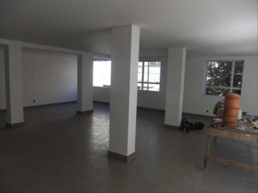 Prédio, Serra, 8 Vagas