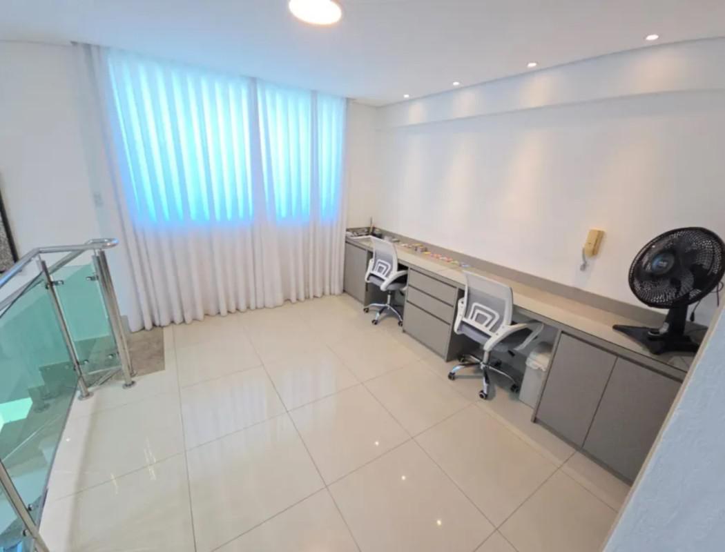 Cobertura, Fernão Dias, 3 Quartos, 2 Vagas, 1 Suíte