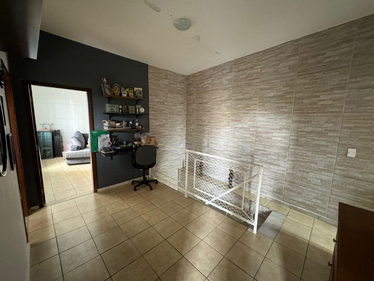 Casa, Colégio Batista, 9 Quartos, 3 Vagas, 2 Suítes