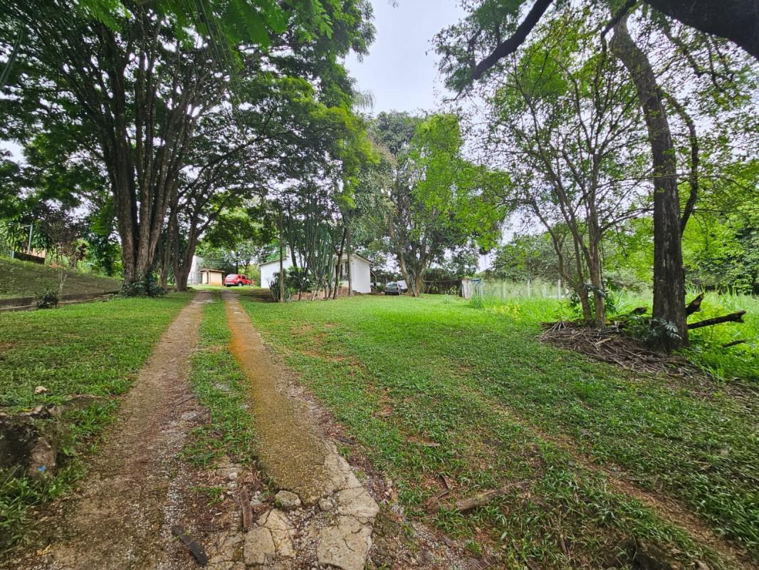 Lote, Braúnas, 0 Quarto, 0 Vaga