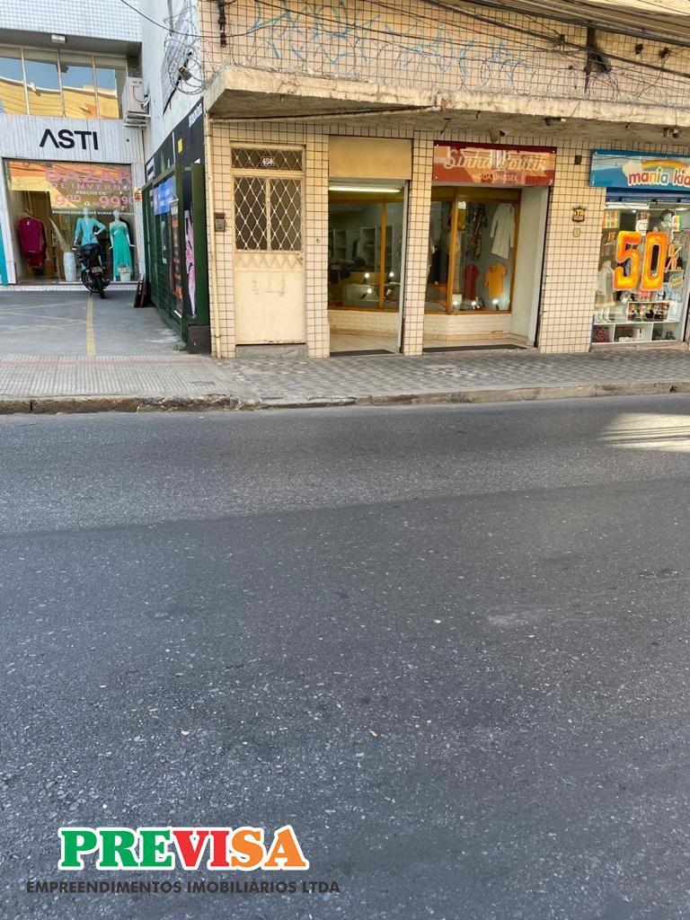 Galpão, Floresta, 3 Quartos, 2 Vagas, 2 Suítes