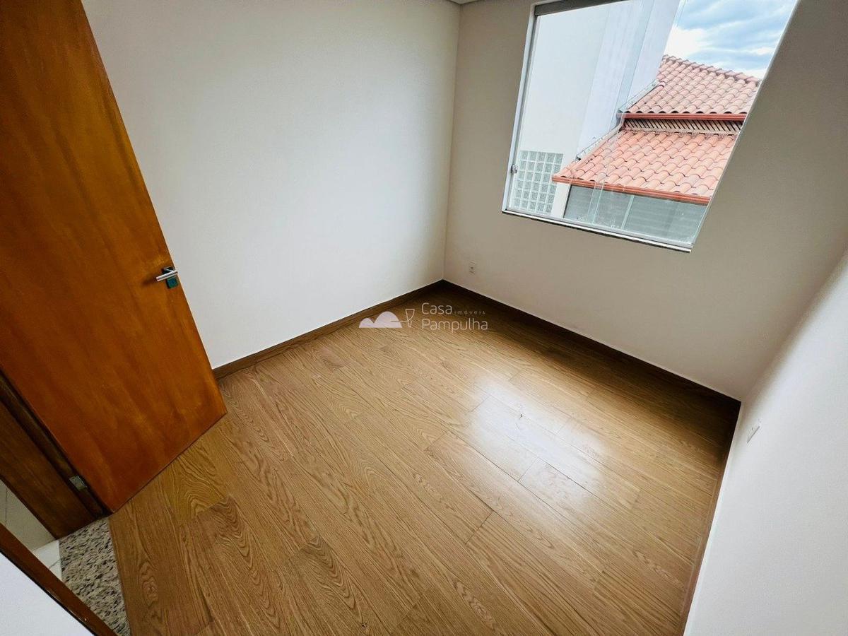 Casa, Názia II, 3 Quartos, 4 Vagas, 1 Suíte