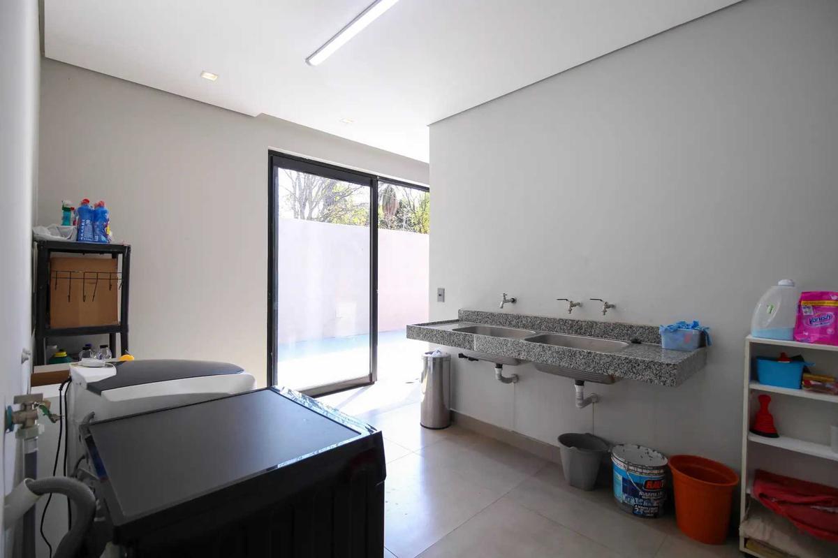 Casa, Bandeirantes (pampulha), 5 Quartos, 4 Vagas, 5 Suítes