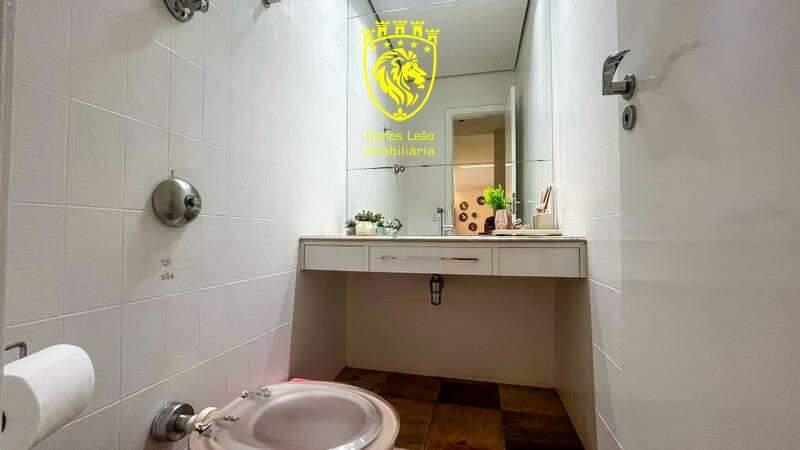 Casa, Vila Paris, 6 Quartos, 7 Vagas, 2 Suítes