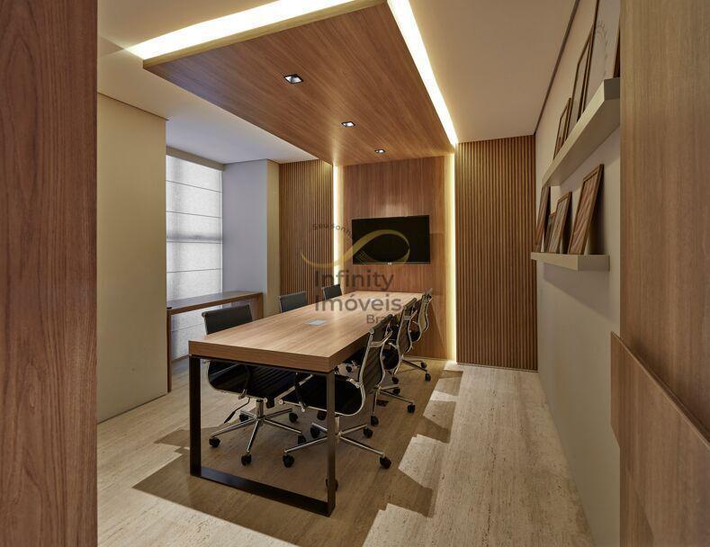Apartamento, Funcionários, 3 Quartos