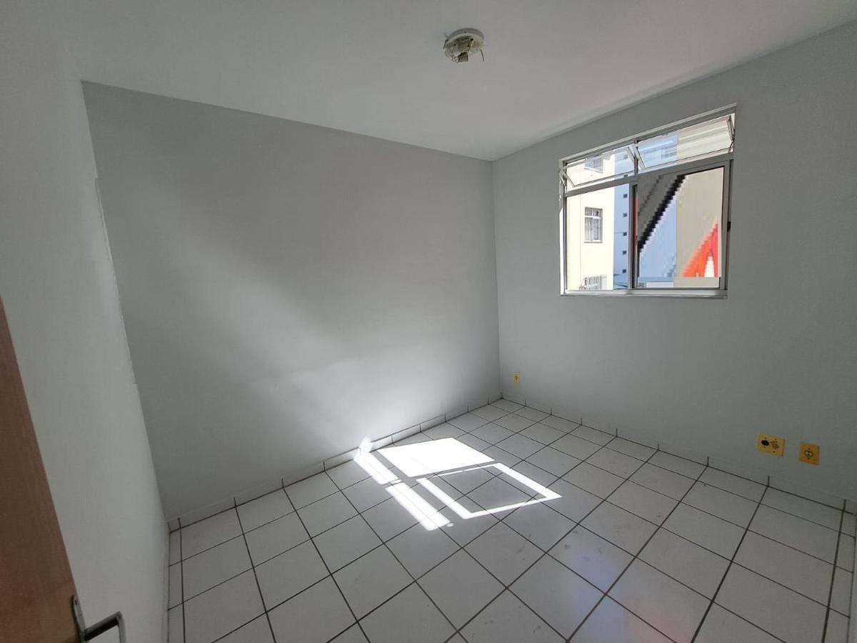 Apartamento, Ipiranga, 2 Quartos, 1 Vaga, 0 Suíte