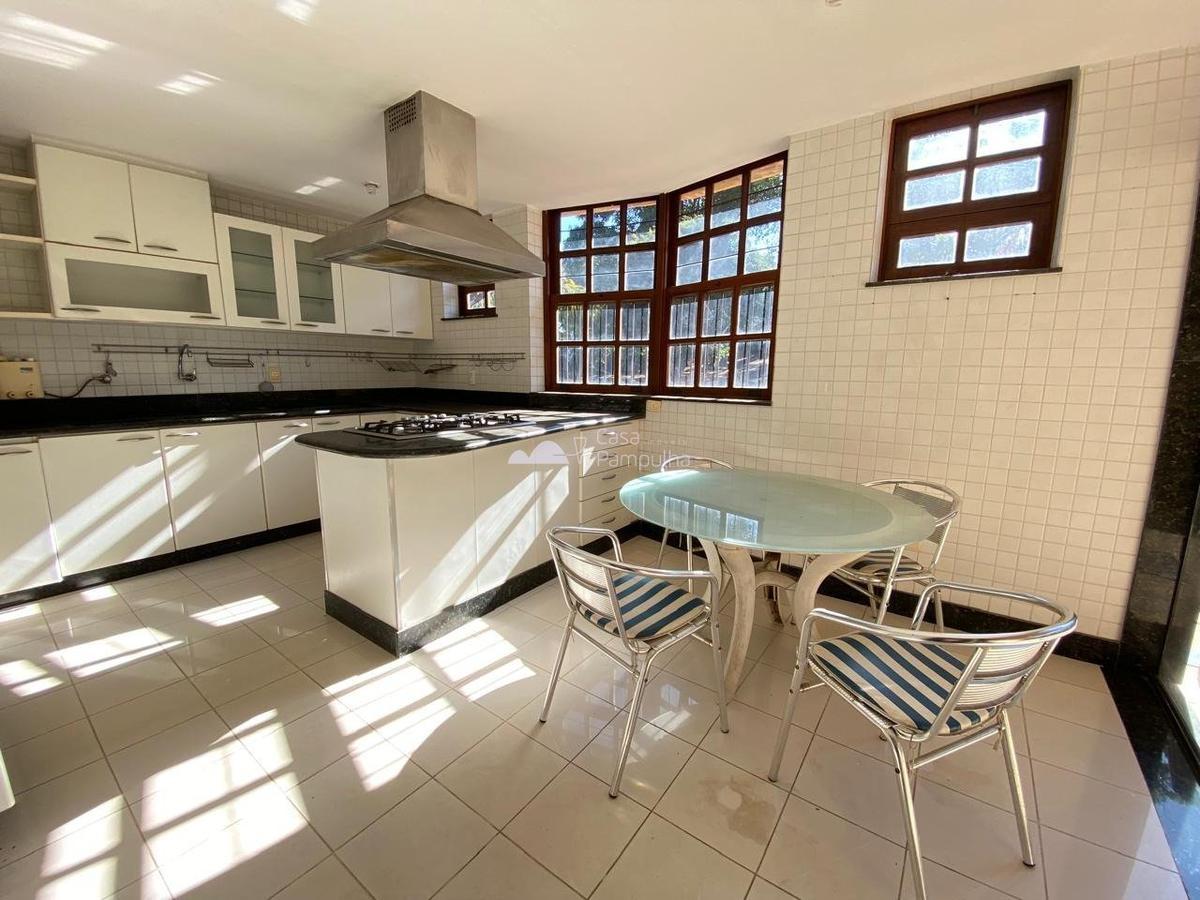 Casa, Braúnas, 3 Quartos, 8 Vagas, 1 Suíte