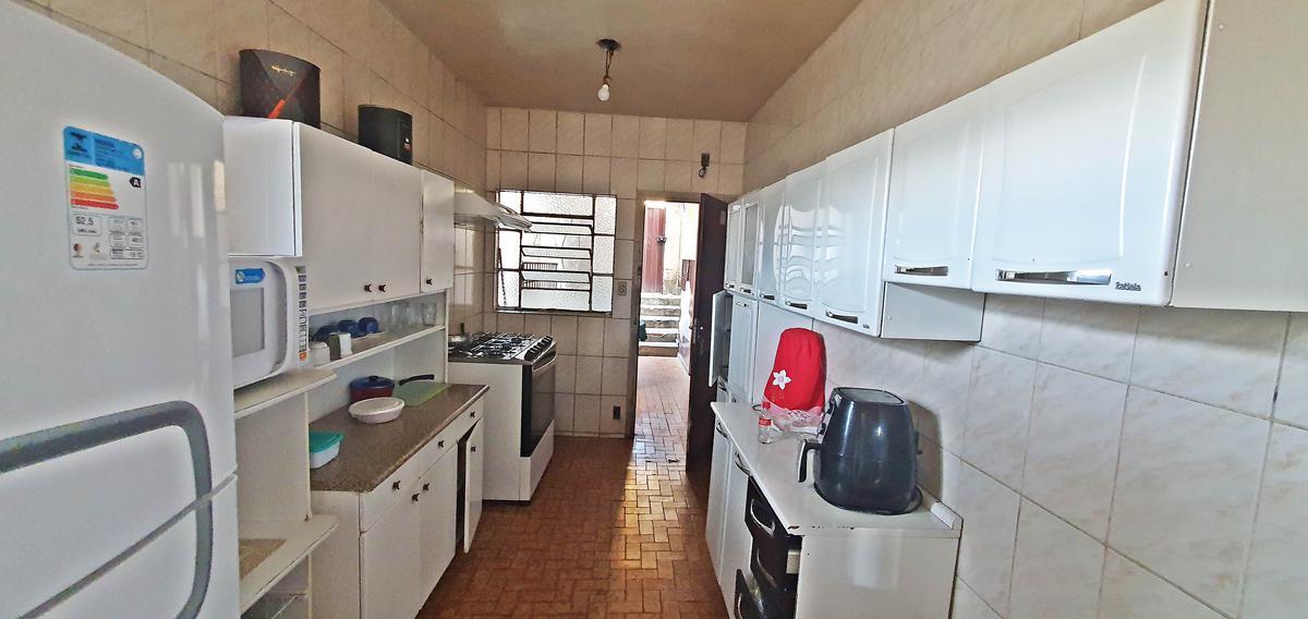 Casa, Jardim América, 4 Quartos, 0 Vaga
