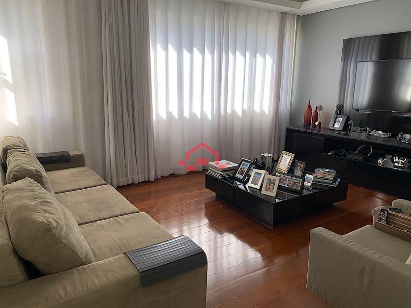 Apartamento, Funcionários, 4 Quartos, 2 Vagas, 1 Suíte