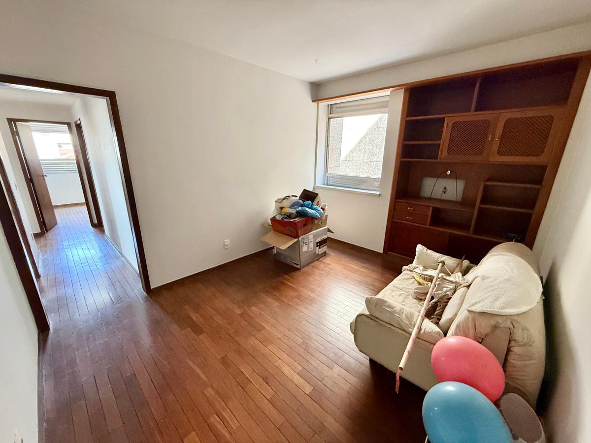 Apartamento, São José, 4 Quartos, 2 Vagas, 1 Suíte