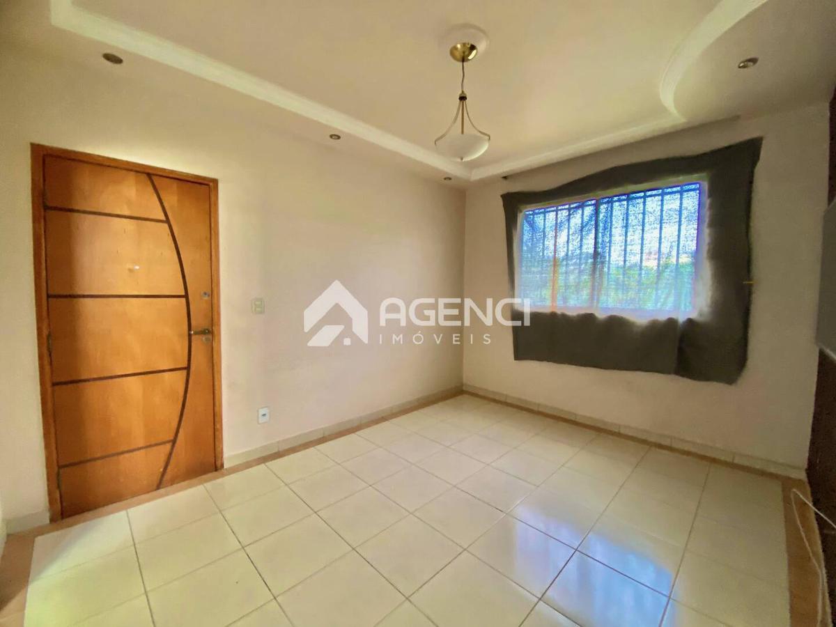 Apartamento, Camargos, 2 Quartos, 0 Vaga, 0 Suíte