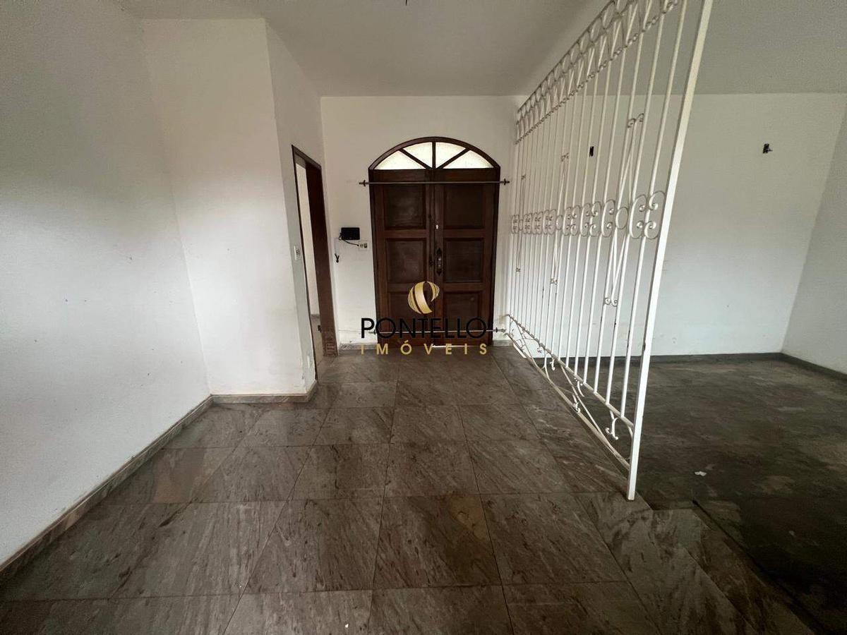 Casa, Jardim Arizona, 3 Quartos, 2 Vagas, 1 Suíte