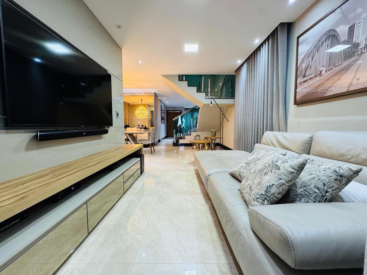 Casa, Copacabana, 3 Quartos, 5 Vagas, 2 Suítes