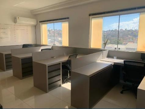 Sala, Santa Mônica, 0 Quarto, 0 Vaga