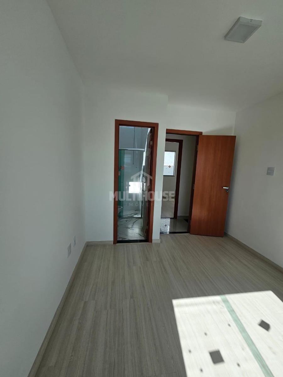 Casa, Jardim Leblon, 2 Quartos, 1 Vaga, 1 Suíte