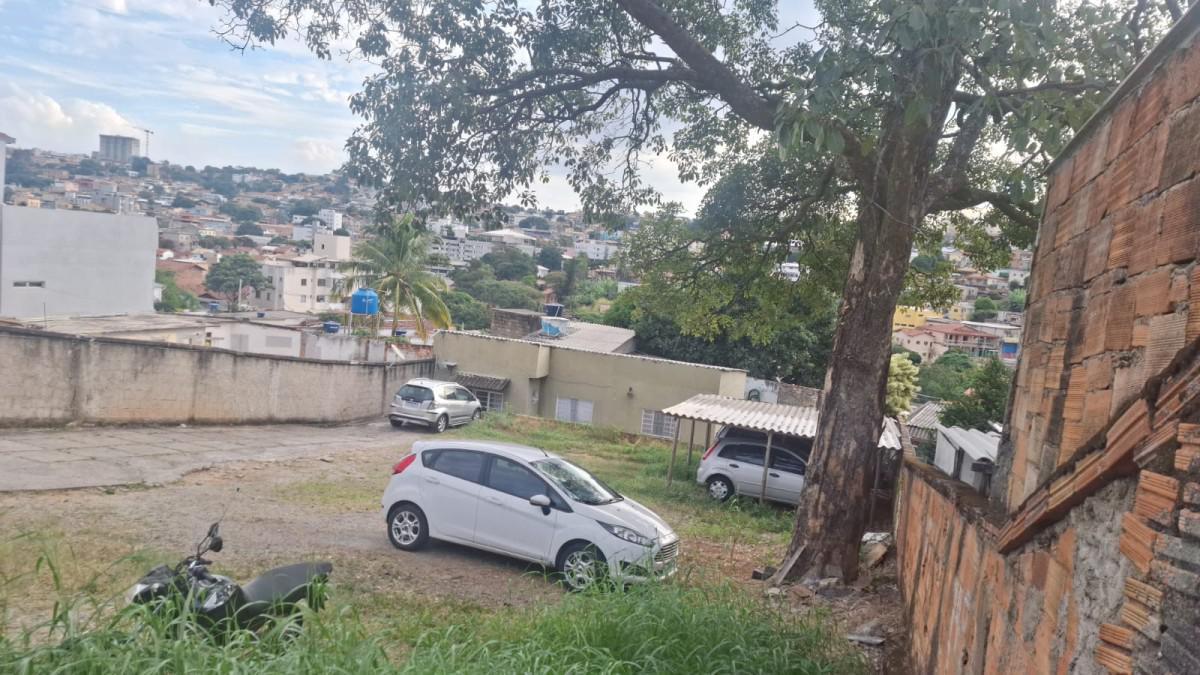 Casa, Havaí, 3 Quartos, 5 Vagas, 1 Suíte