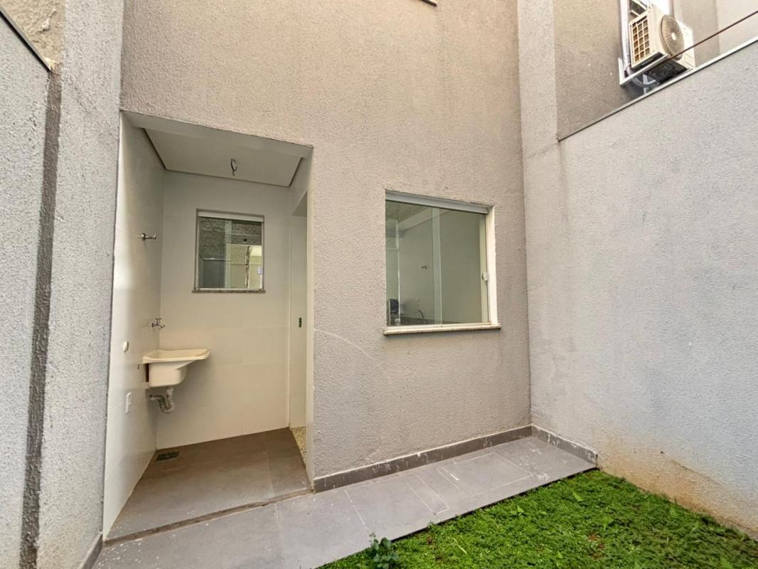 Casa, Planalto, 3 Quartos, 1 Vaga, 2 Suítes