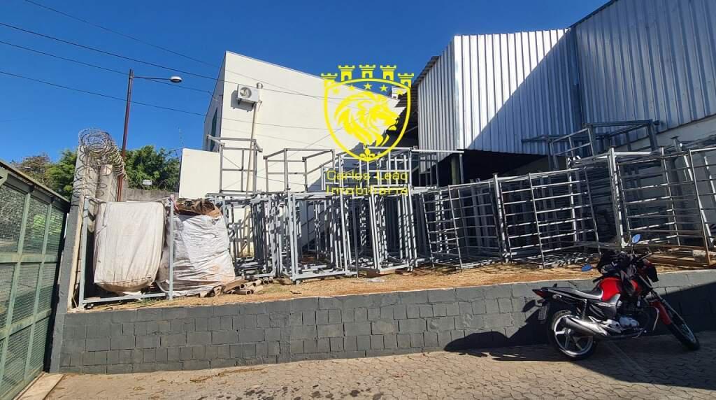 Galpão, Havaí, 9 Quartos, 12 Vagas, 1 Suíte