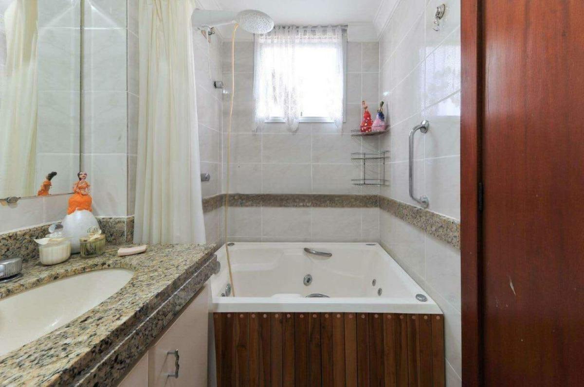 Apartamento, Funcionários, 4 Quartos, 2 Vagas, 1 Suíte