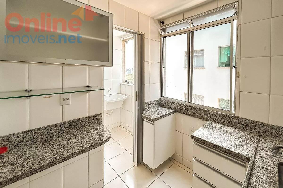 Apartamento, Castelo, 2 Quartos, 0 Vaga, 1 Suíte