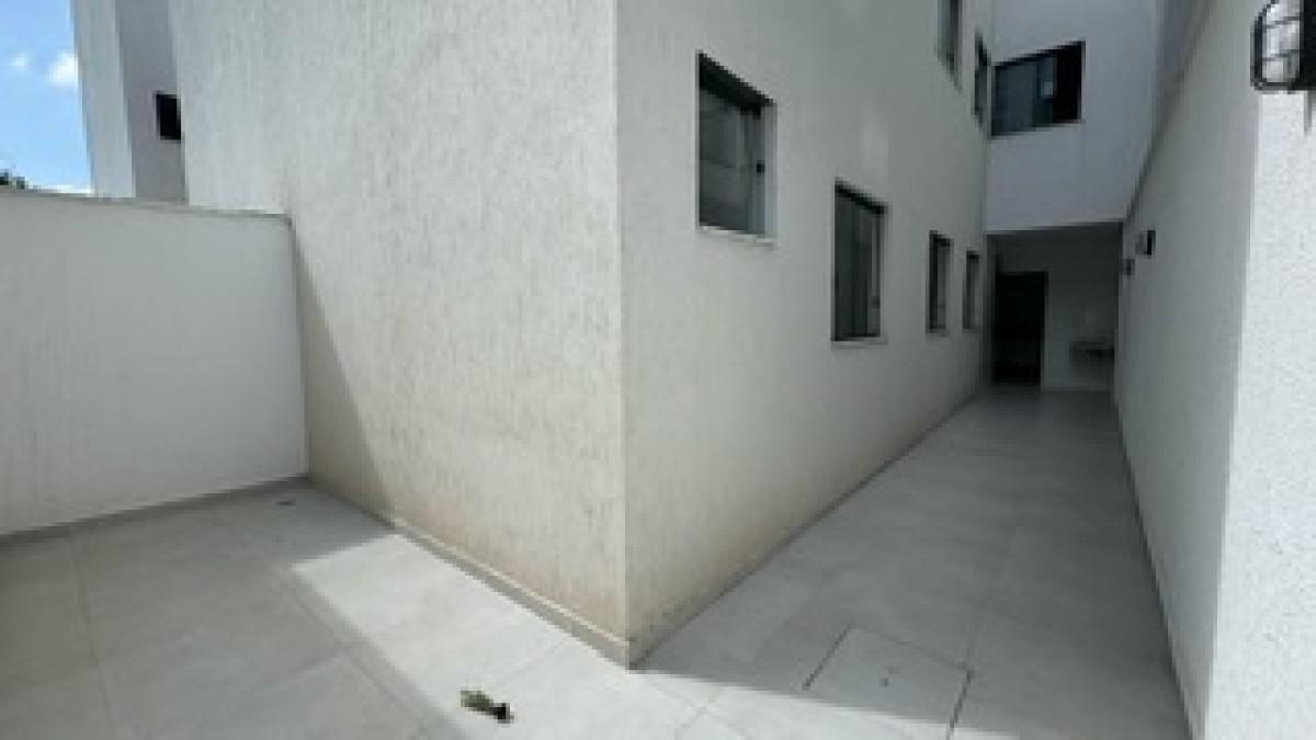 Casa, Vale das Orquídeas, 3 Quartos, 2 Vagas, 1 Suíte