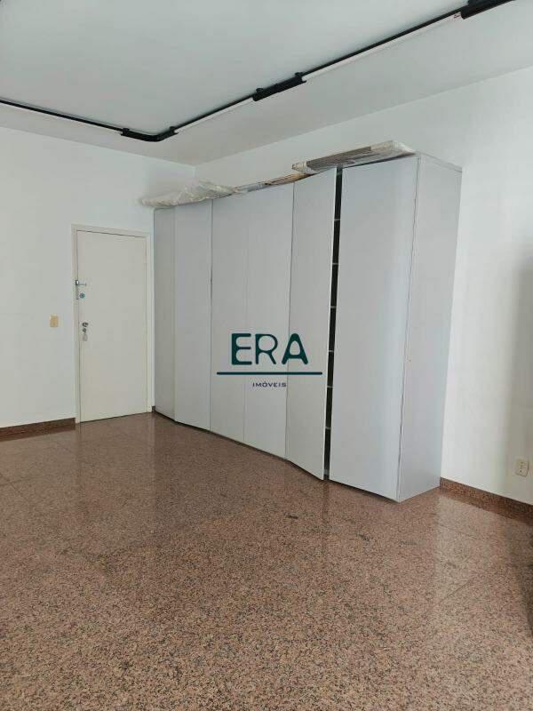 Sala, Funcionários, 0 Quarto, 1 Vaga