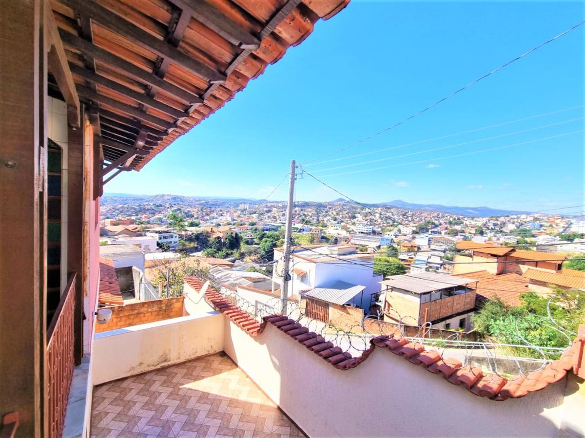 Casa, Ipê, 4 Quartos, 2 Vagas