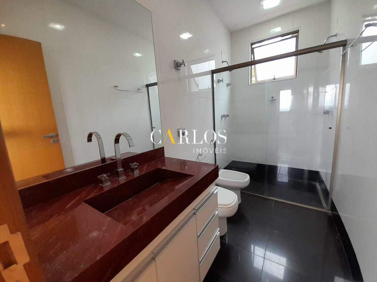 Casa, Alphaville, 3 Quartos, 3 Vagas, 1 Suíte