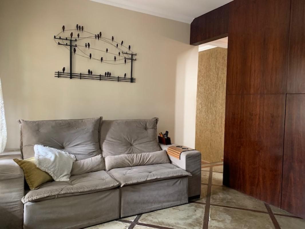 Casa, Castelo, 4 Quartos, 5 Vagas, 1 Suíte