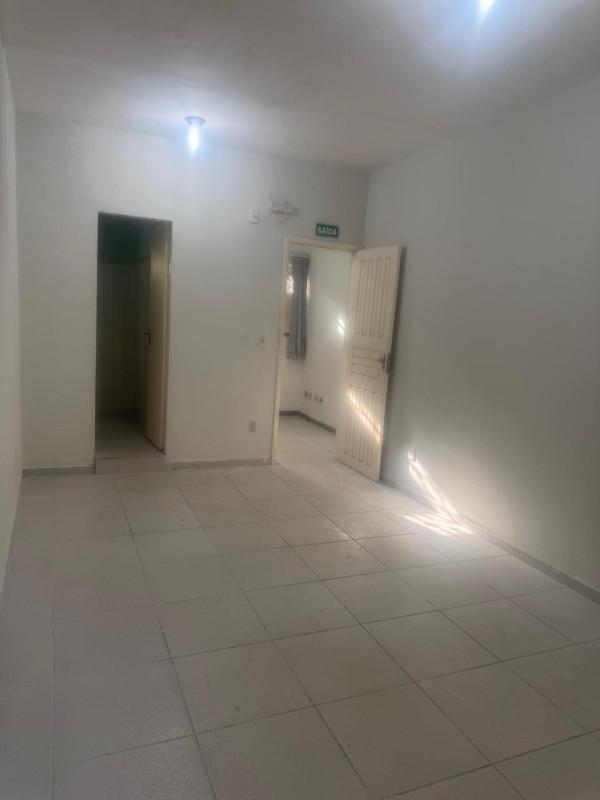 Andar, Centro, 1 Quarto, 0 Vaga