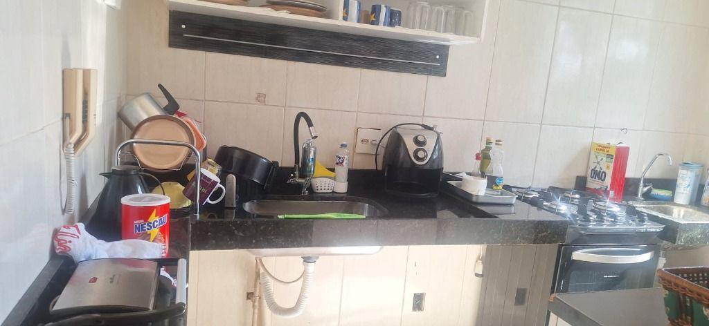 Apartamento, Jardim Vitória, 2 Quartos, 1 Vaga