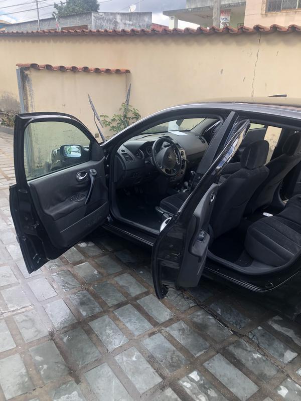 Renault Megane Sedan Dynamique Hi-flex 1.6 16v