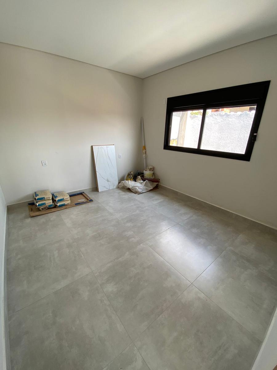 Casa, Santa Luiza, 4 Quartos, 6 Vagas, 2 Suítes