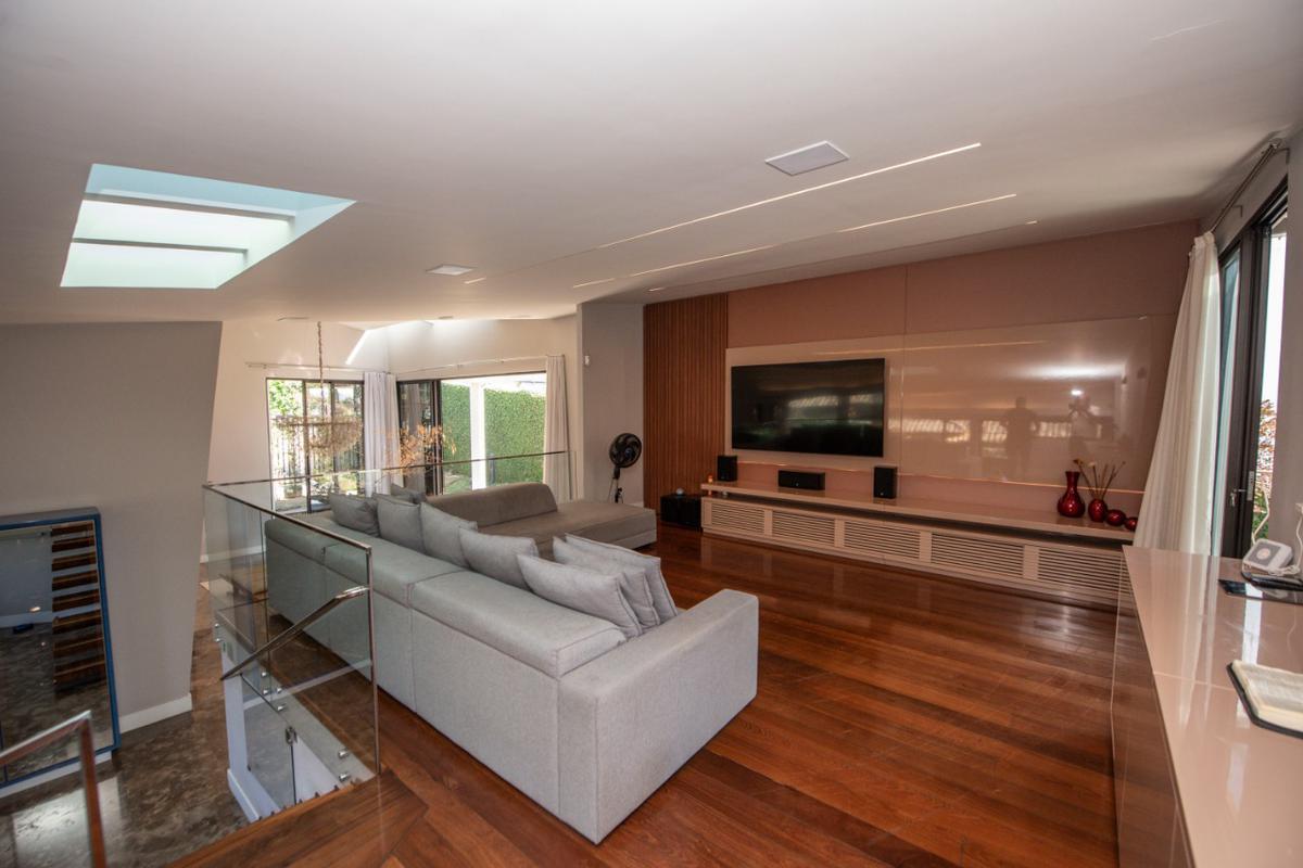Casa, Bandeirantes (pampulha), 4 Quartos, 10 Vagas, 3 Suítes