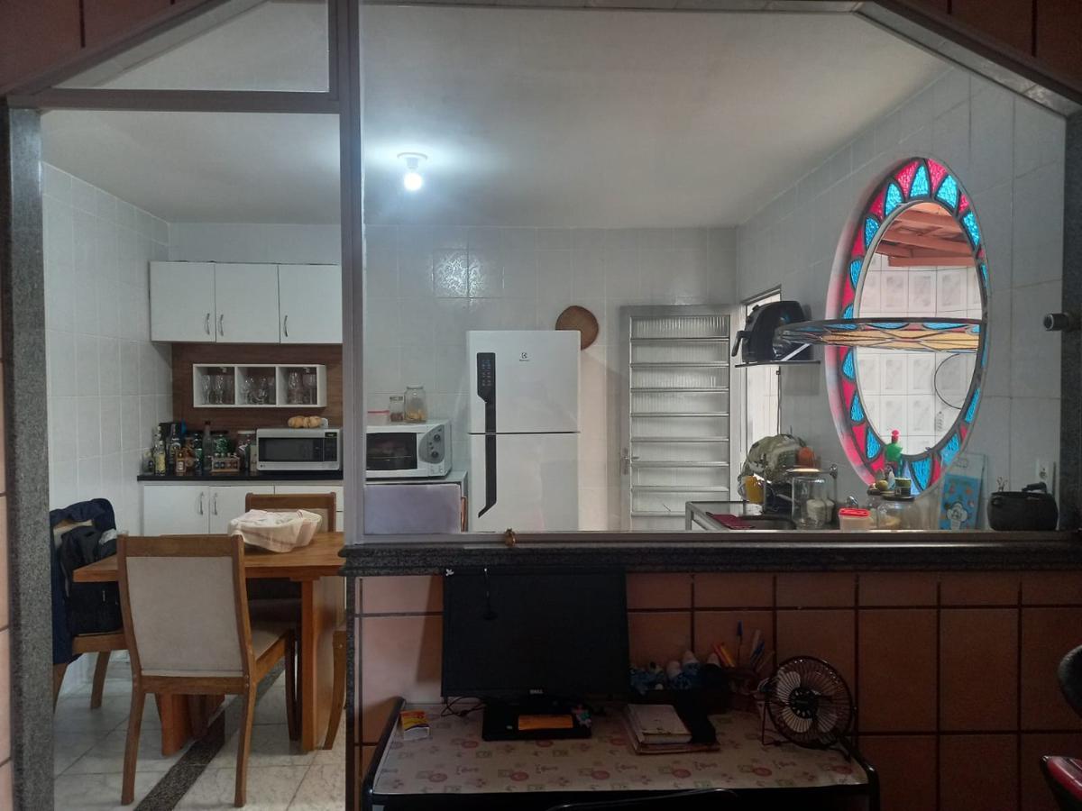 Casa, Jardim Guanabara, 2 Quartos, 2 Vagas, 1 Suíte