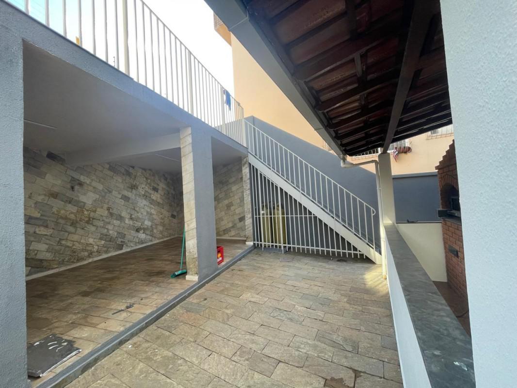 Casa, Floresta, 5 Quartos, 4 Vagas, 1 Suíte