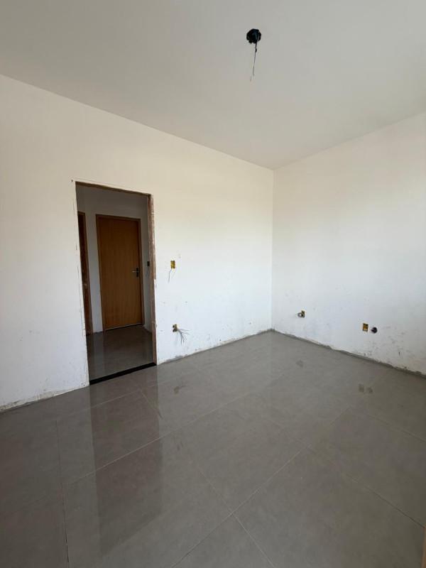 Casa, Masterville, 2 Quartos, 2 Vagas, 1 Suíte