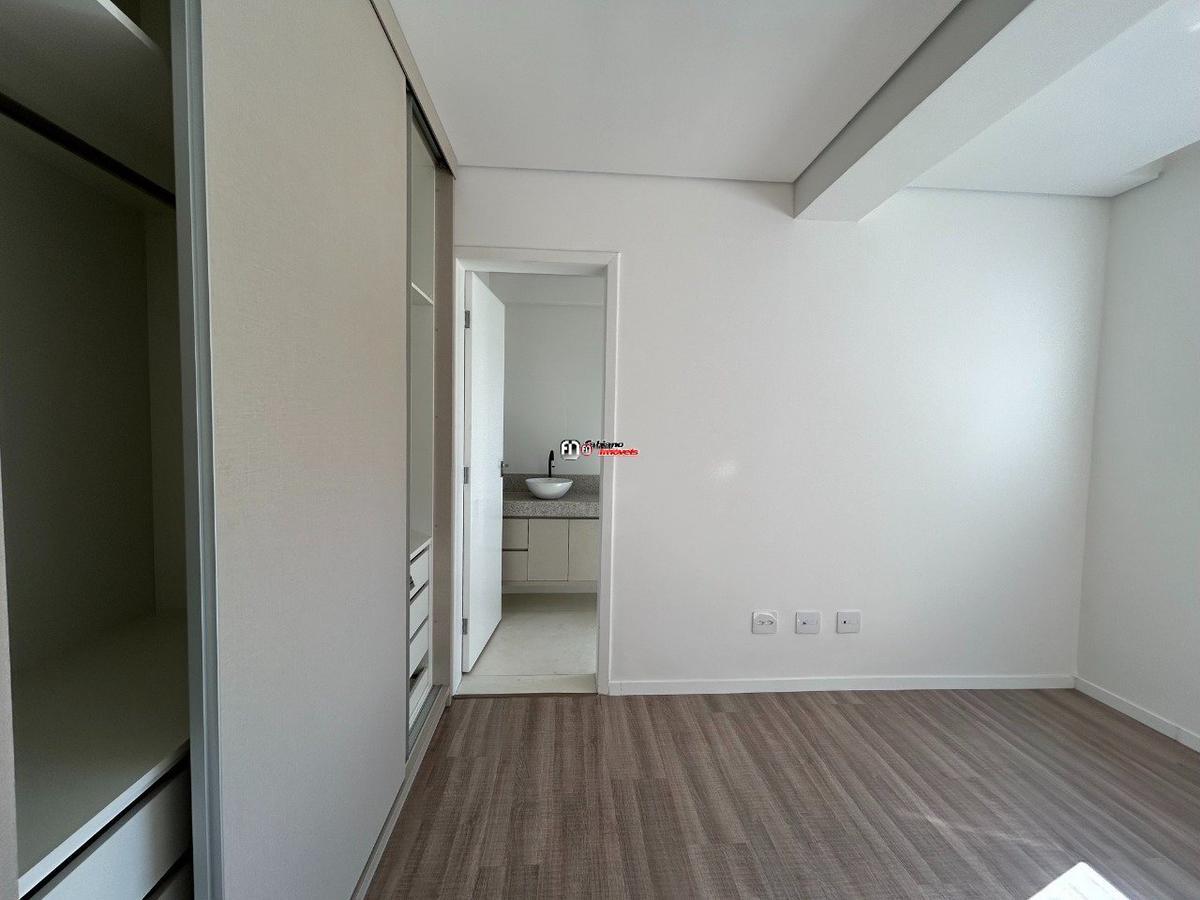 Apartamento, Castelo, 4 Quartos, 2 Vagas, 1 Suíte