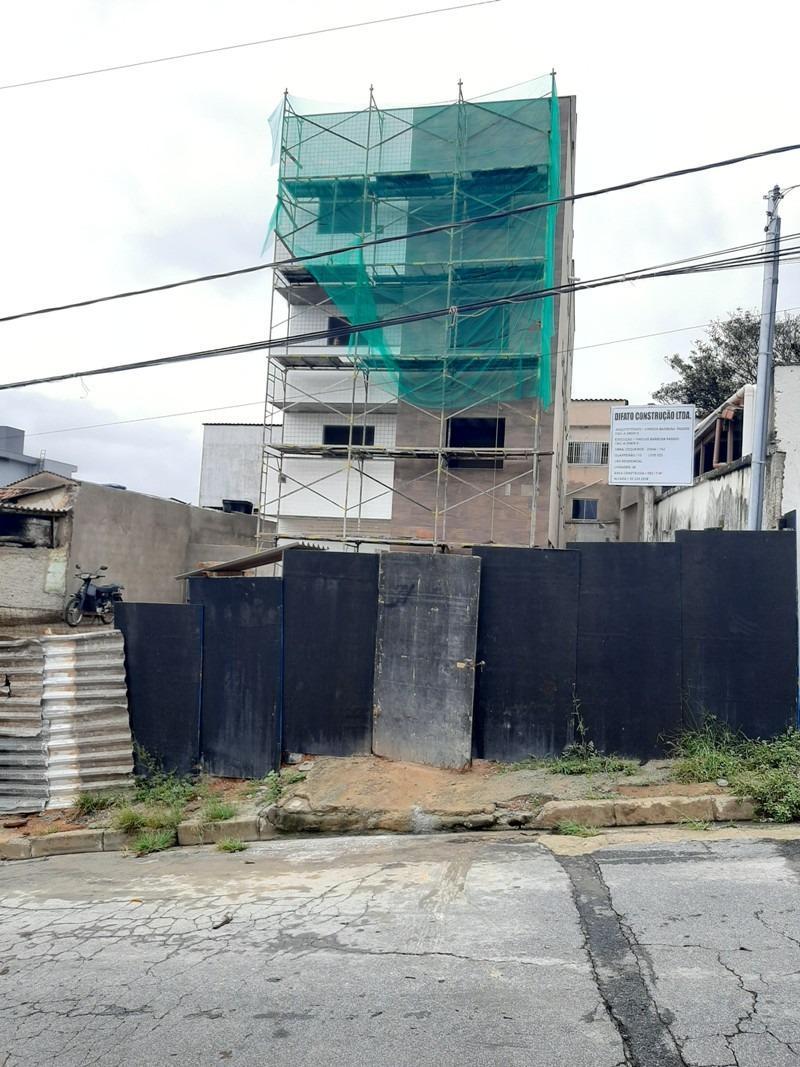 Cobertura, Coqueiros, 2 Quartos, 1 Vaga, 1 Suíte