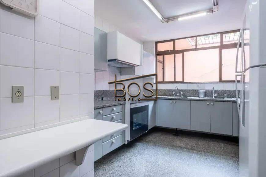 Casa, Mangabeiras, 4 Quartos, 6 Vagas, 3 Suítes