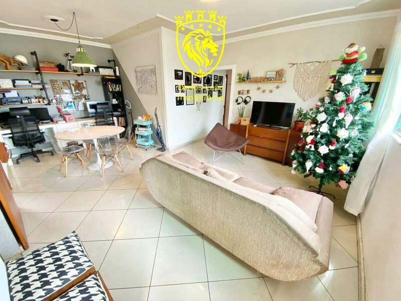 Casa, Trevo, 3 Quartos, 2 Vagas, 1 Suíte
