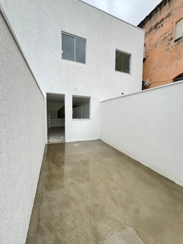 Casa, Jardim Leblon, 2 Quartos, 2 Vagas